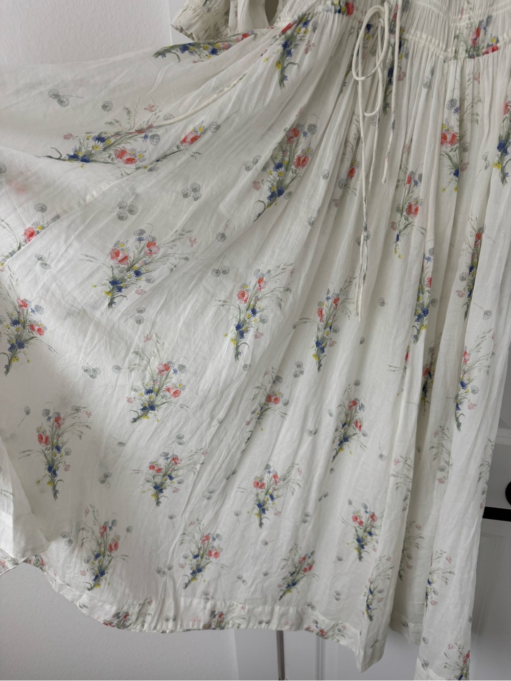 Doen Cream Floral Maxi Dress with Puff Sleeves - Picture 9 of 9